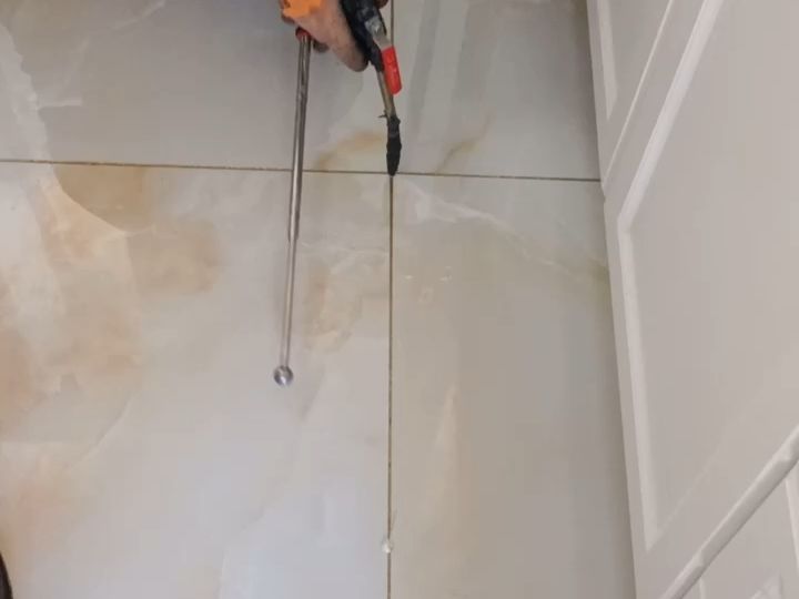 墙砖空鼓最佳补救方法灌浆(针对近两年墙砖空鼓的现象的维修方法) 墙砖空鼓最佳补救方法灌浆(针对近两年墙砖空鼓的现象的维修方法)